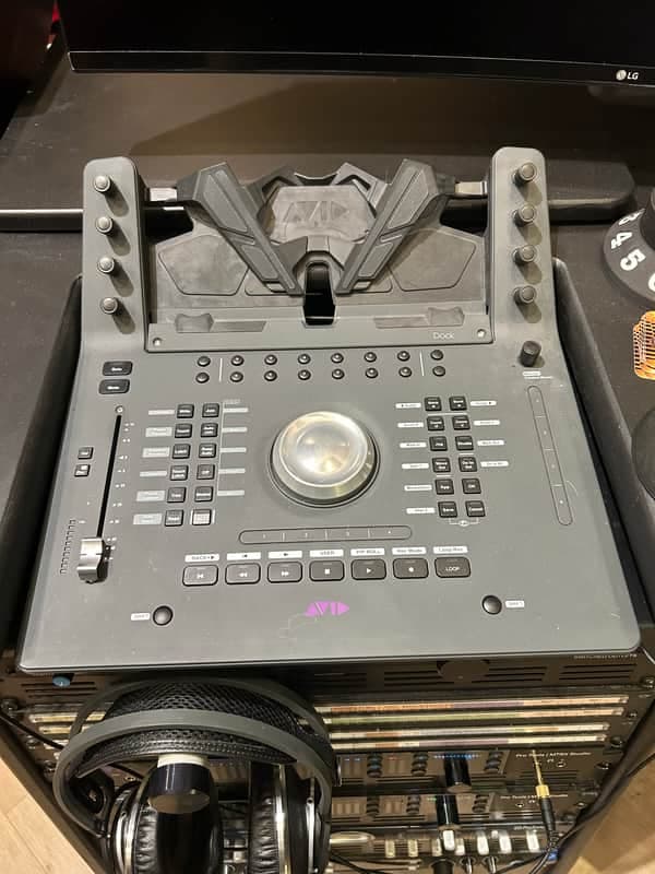 AVID Pro Tools Dock Control Surface AVID Dock Pro Audio Equipment for Studio