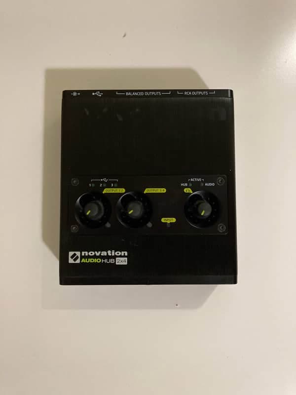 Novation Audiohub 2x4 Interface