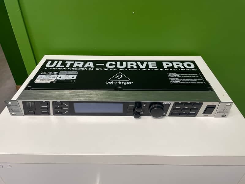 Behringer Ultracurve Pro DEQ2496 24-Bit Mastering Processor 2010s - Standard
