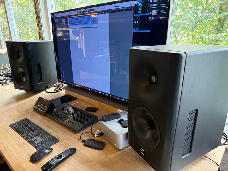 Dutch & Dutch 8C - absolute best speakers on the planet!!
