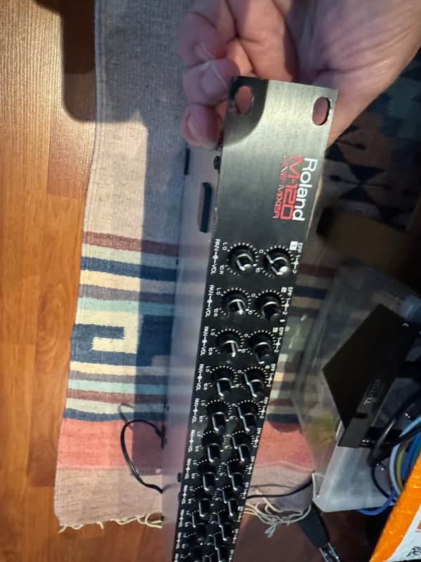 Roland M-120 1900 - black