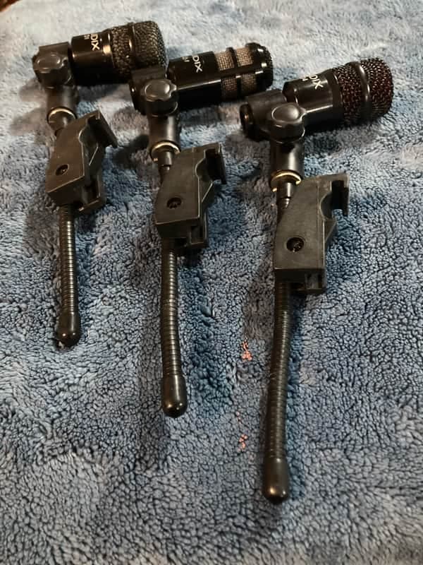 Lot of 3 Audix D1 and D4 Drum Microphones w/ Rim Clamps Goosenecks
