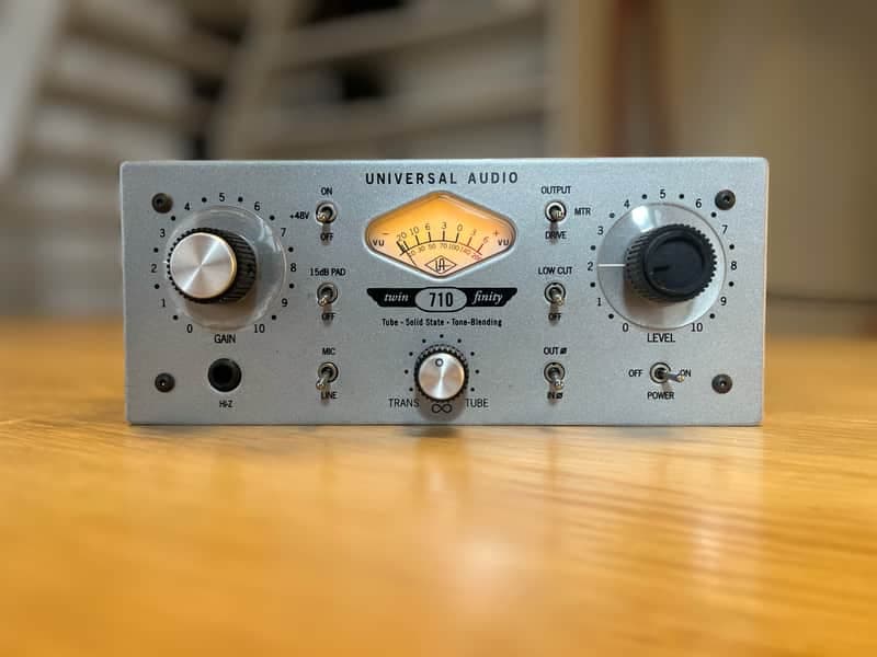 Universal Audio 710 Twin-Finity – Recently Retubed – Excellent Condition