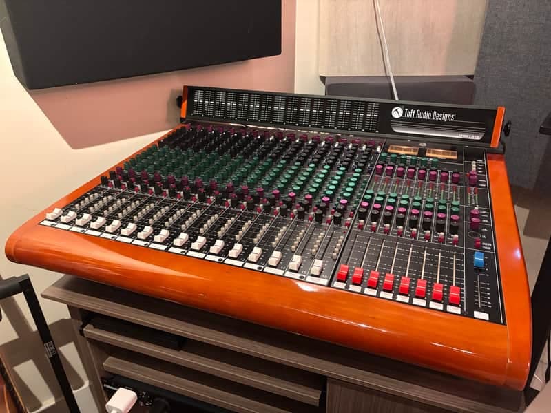 Toft Audio Designs Series ATB 16 Channel Console with Meterbridge 2010s - Black