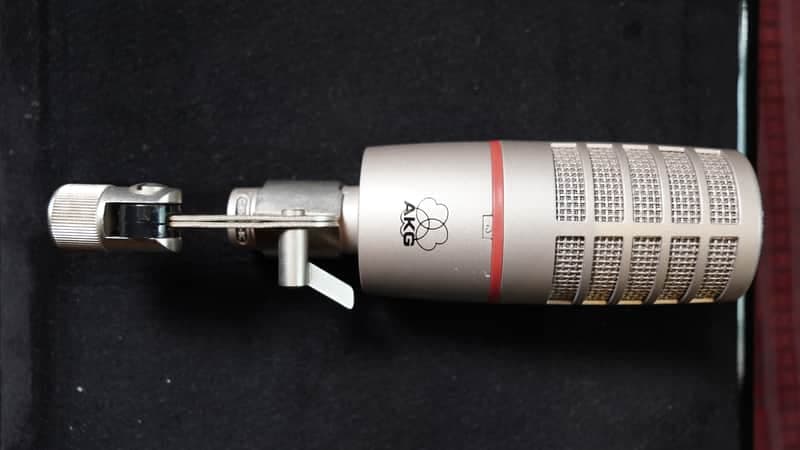 AKG C4500BC