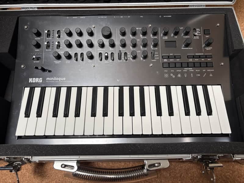 Korg Minilogue PG Limited Edition 4-Voice Polyphonic Analog Synthesizer 2010s - Polished Grey