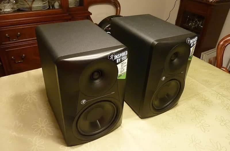 Mackie MR624 2 Way Powered Studio Monitor 6.5" (Pair) -Used -Store Demo *Mint in Box ~Ships FREE!
