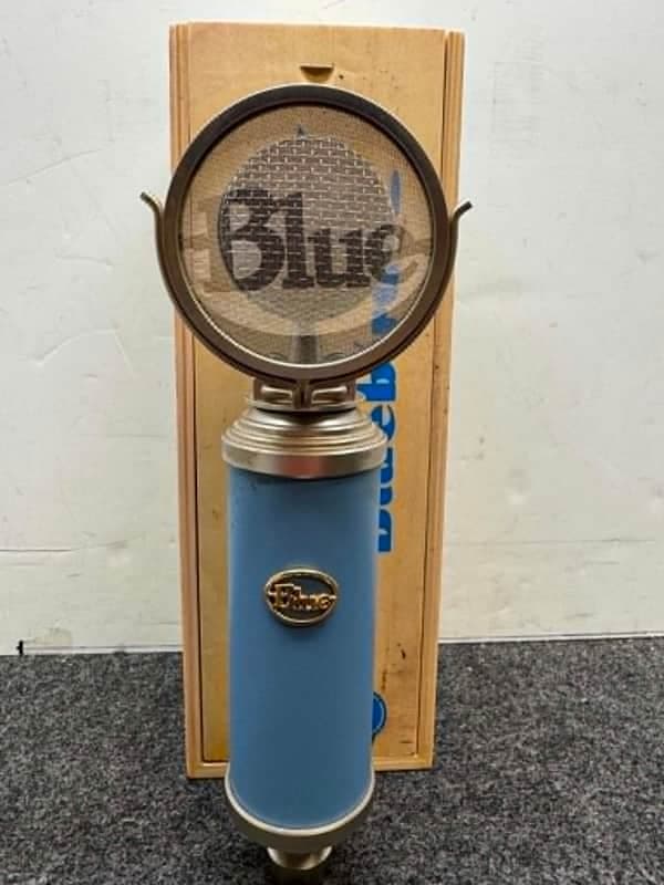 Blue Bluebird SL Large Diaphragm Cardioid Condenser Microphone 2010s - Blue