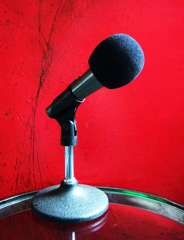 Vintage 1980's Radio Shack Realistic Highball / Shure SM58 Handheld Cardioid Dynamic Microphone Low Z w accessories # 7