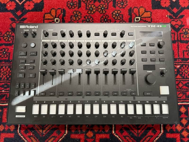 Roland TR-8S AIRA Rhythm Performer - Black