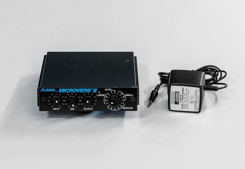 Alesis MicroVerb II 90s - Includes Power Supply - Excellent