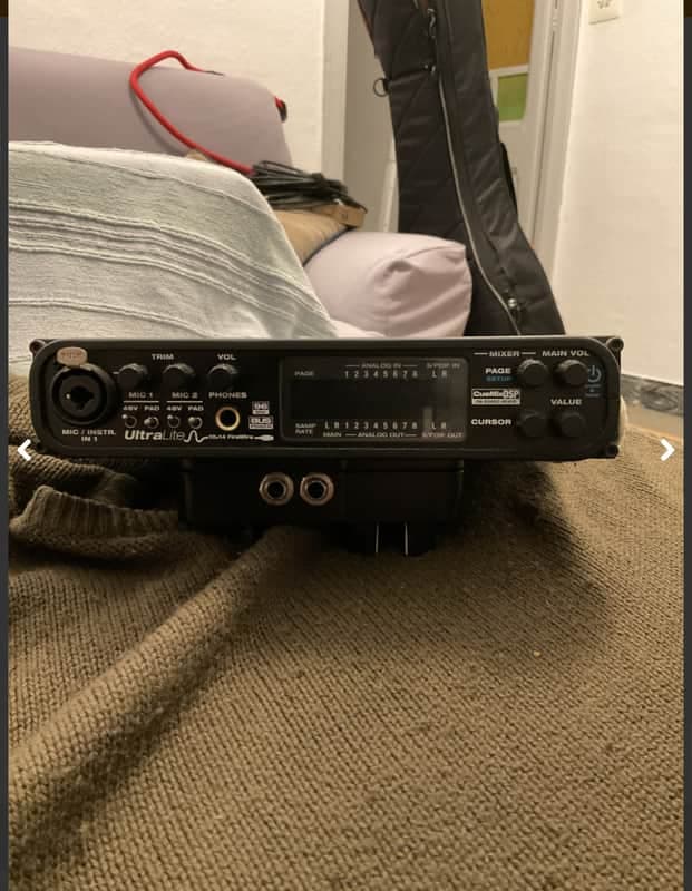 MOTU Motu ultralite FireWire 10x14 2010