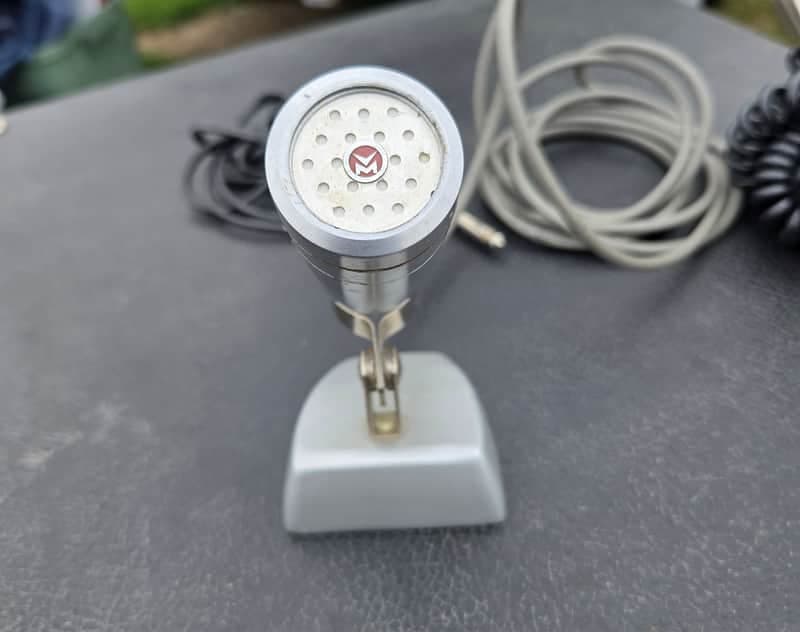 RARE VM Microphone with stand