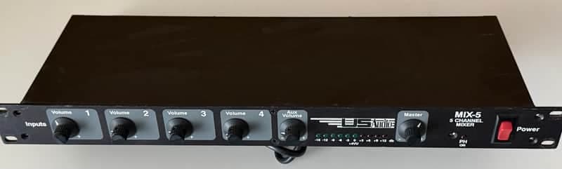 US Audio Mix 5 mic/line channels 5 channel mixer