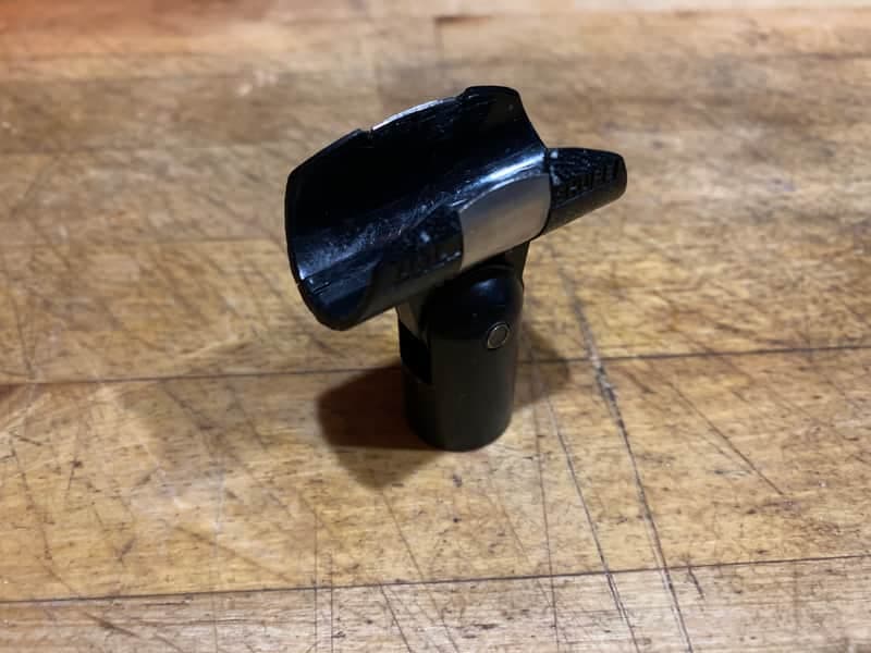 SHURE A57E MIC HOLDER FITS SHURE SM81/NEUMANN KM84 ETC-VINTAGE! MAKE OFFER!