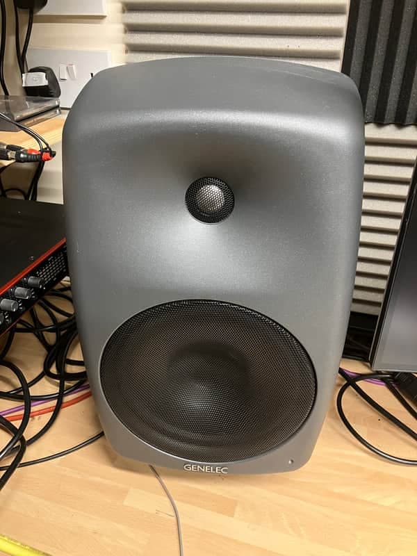 Genelec 8050B 2010-2020 - Grey PAIR