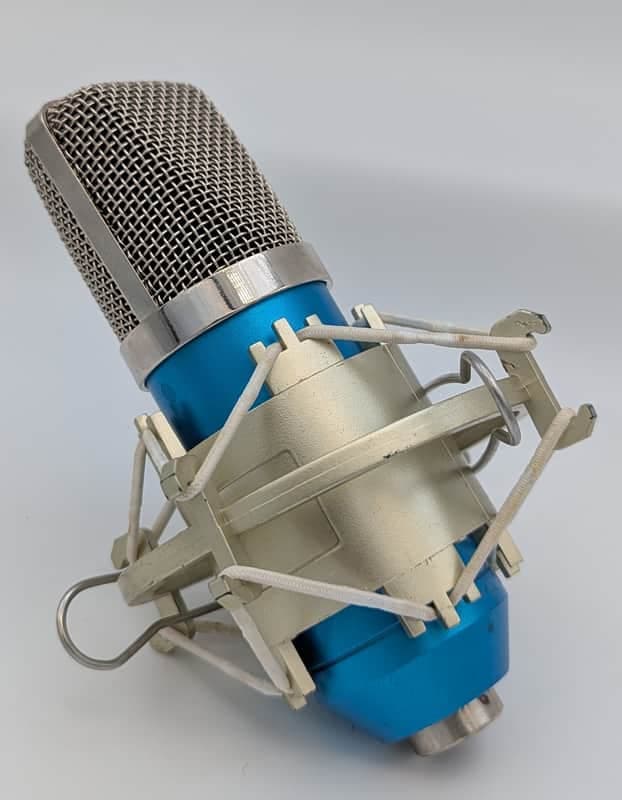 TONOR BM-700