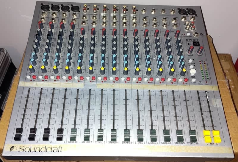 Soundcraft Spirit ES (2002)