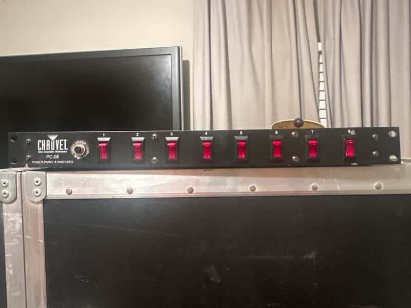 Chauvet PC-08 2000s