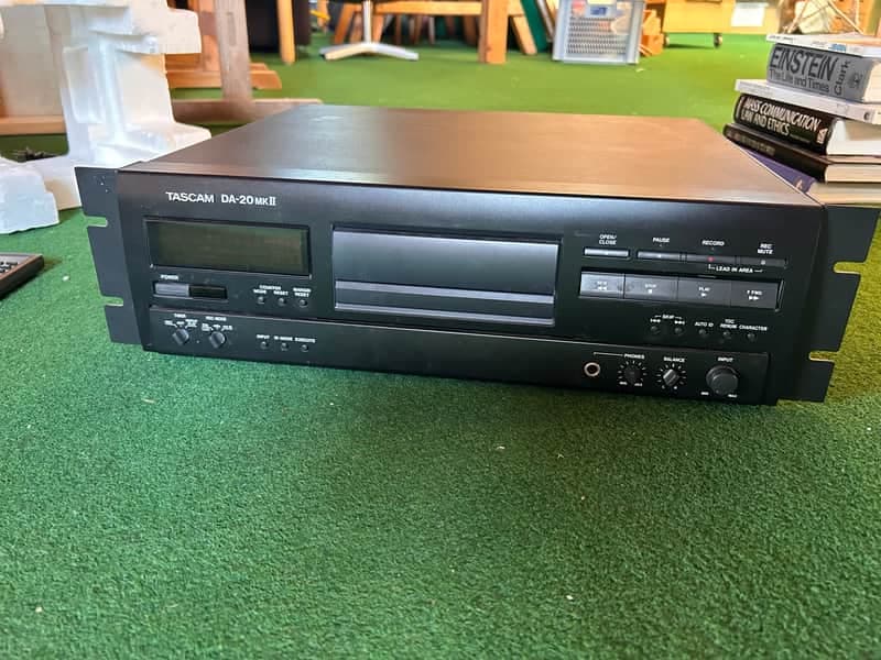 Tascam DA 20 MkII 2005 Black