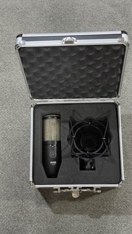 AKG P420 Condenser Microphone with Shock Mount & Fitted Metal Case