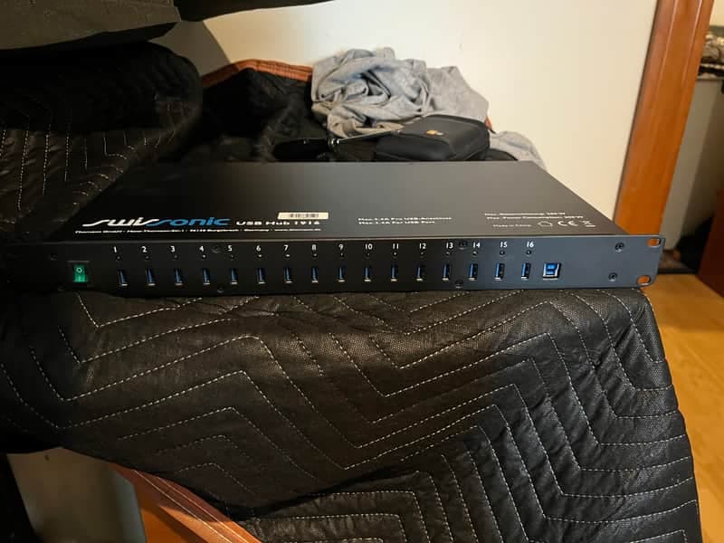 Swissonic USB Hub 16 Port USB Type-A
