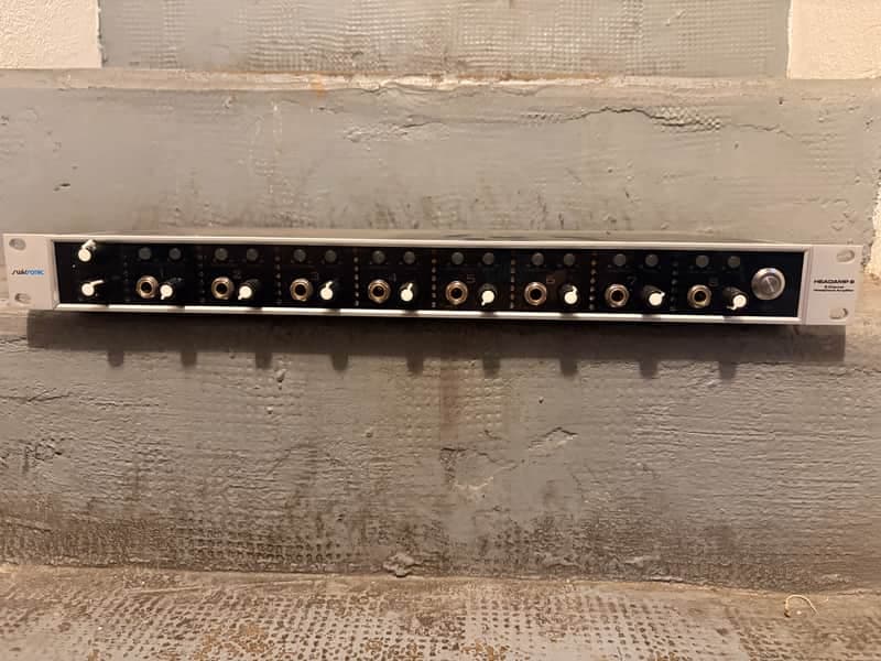 Swissonic Headamp 8 channels 2018 - Silver