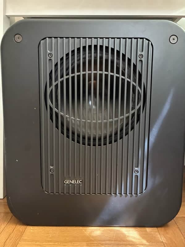 Genelec 7260A SAM 10" Powered Studio Subwoofer 2006 - 2016 - Black