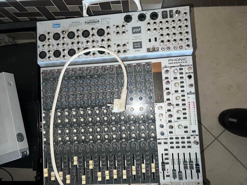 Phonic MR2643XD Powered Mixer 2000 - 2005