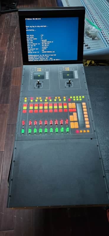 Avid / Euphonix CM403 for a System 5 **Latest Black Version**