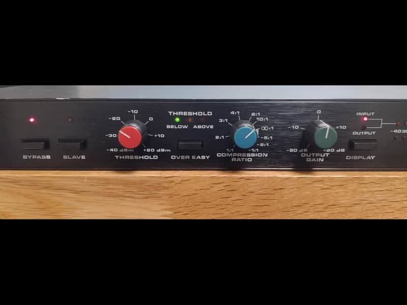 dbx 160X Compressor / Limiter — Recapped & Serviced (100V)