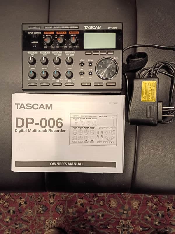 TASCAM DP-006 6-Track Digital Pocketstudio Recorder 2013 - Present - Black