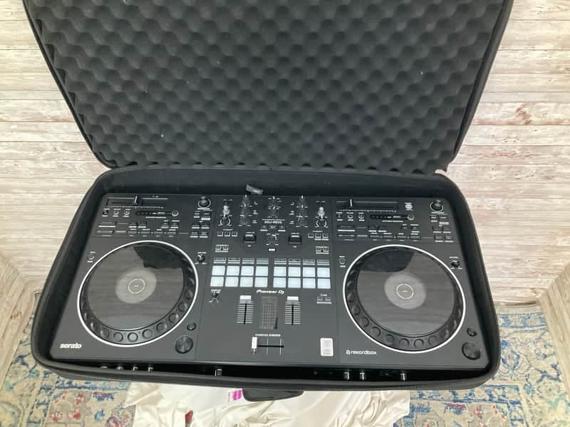 Used Pioneer DDJ-REV5 2-Channel DJ Controller