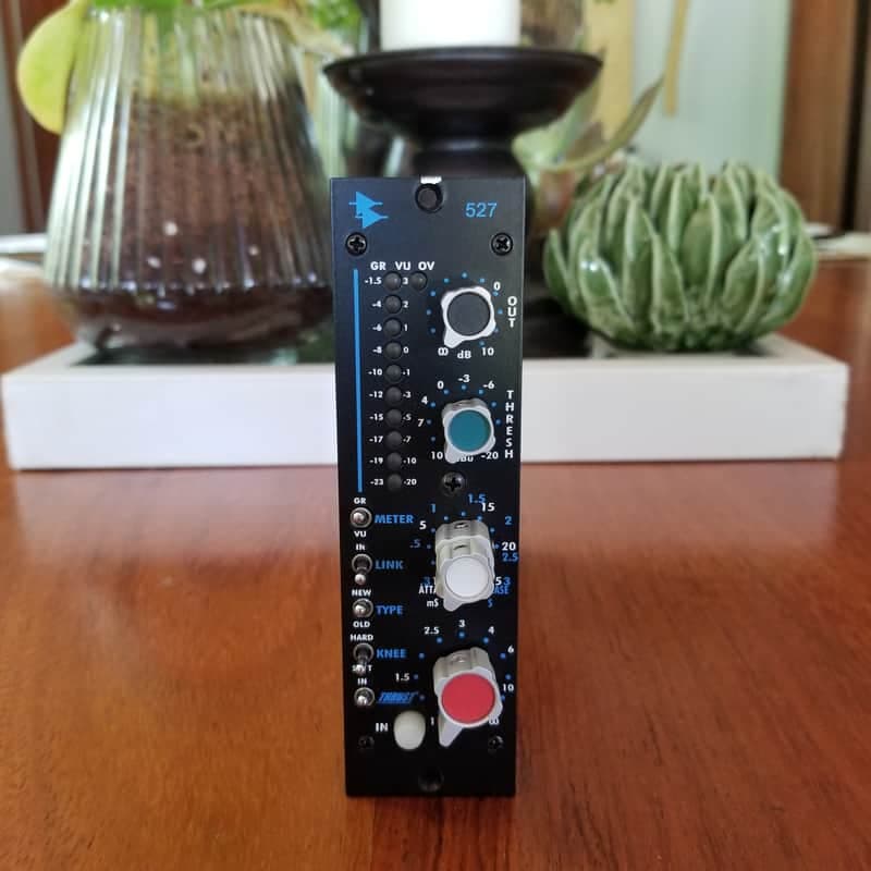API 527 500 Series Discrete Compressor / Limiter Module