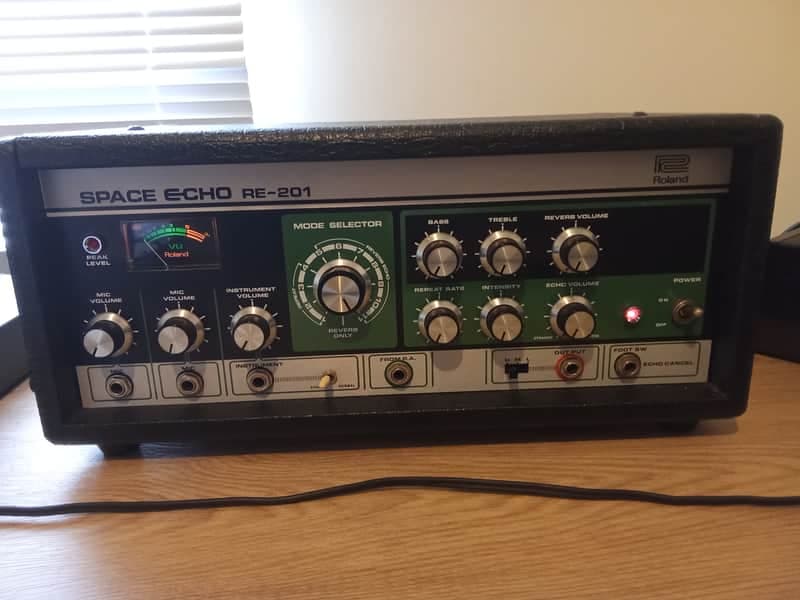 Roland RE-201 Space Echo Tape Delay -serviced-Mint condition