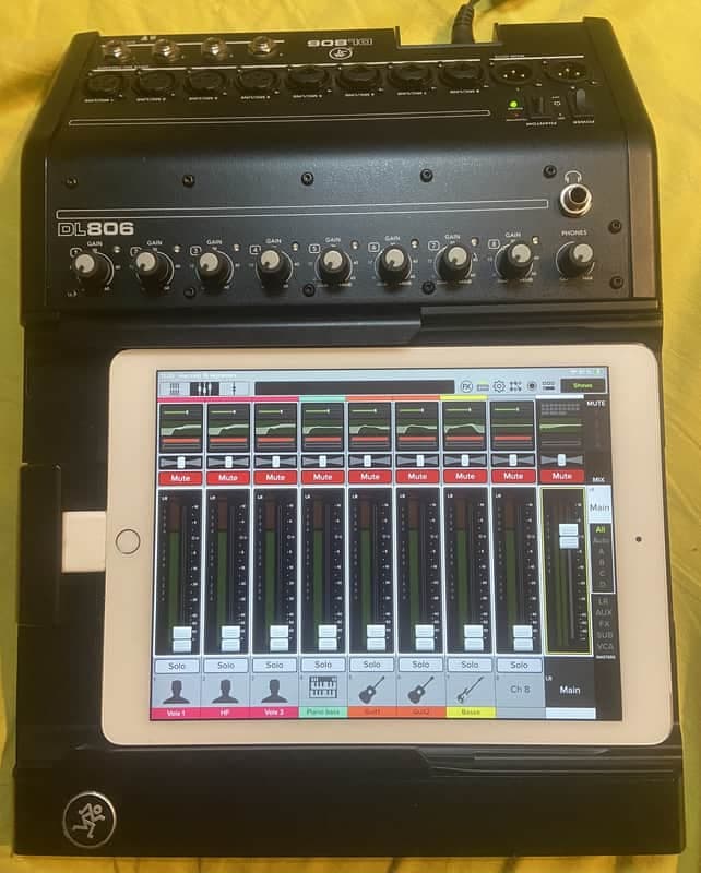 Mackie DL806 Digital Mixer / Console de mixage numérique PC / MAC / Android / Ipad / Iphone