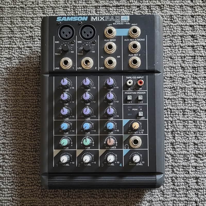 Samson MixPad 4
