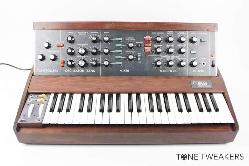 Moog Minimoog 70s Meticulously Refurbished Synthesizer 214x VINTAGE SYNTH DEALER