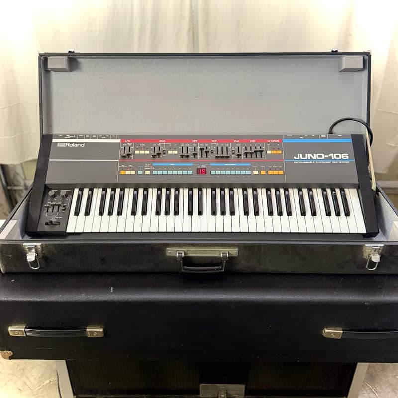 Roland JUNO 106 analog poly synth 1980’s original vintage synthesizer