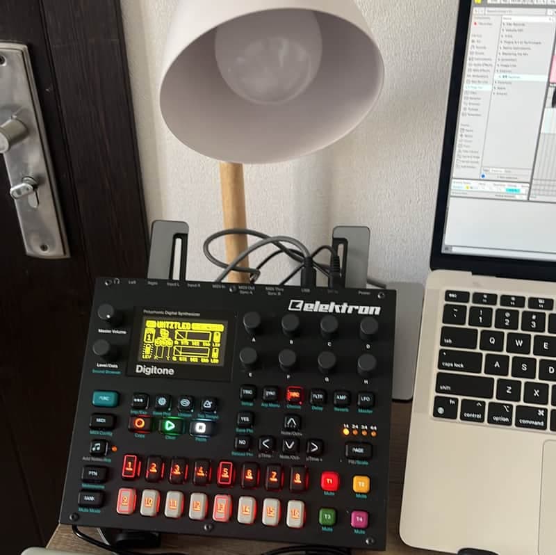 Elektron Digitone MK1
