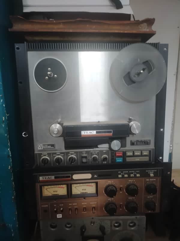 TEAC TASCAM Series 25-2 1/4" 2-Track Reel to Reel Tape Recorder 1975 - 1982 - Black