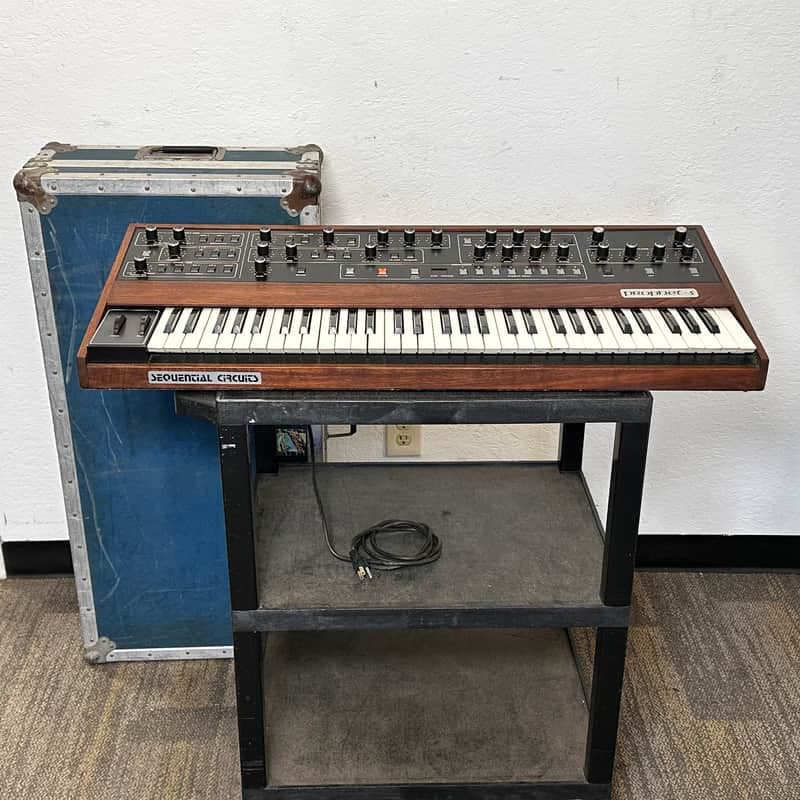Sequential Prophet 5 Rev2 61-Key 5-Voice Polyphonic Synthesizer 1979