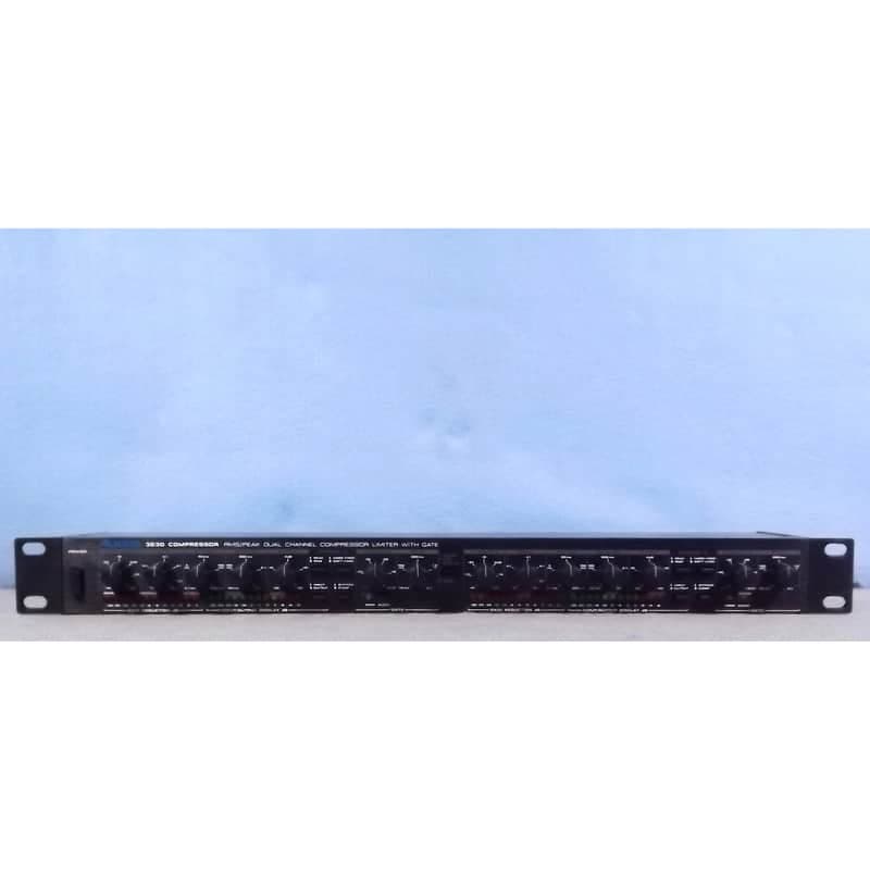 Alesis 3630 Dual-Channel Compressor / Limiter with Gate