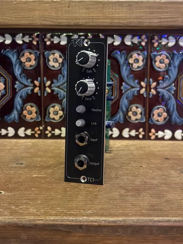 TK Audio TC1 500 Series Reamp