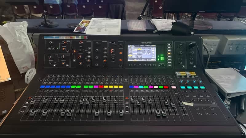 Midas M32 40-Channel Digital Console 2014 - Present - Black