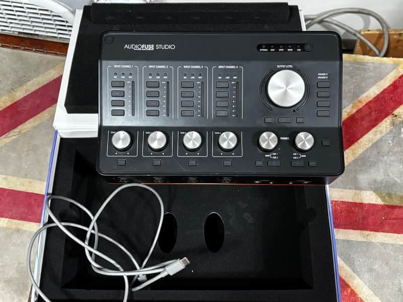 Arturia AudioFuse Studio USB-C Audio Interface w Box