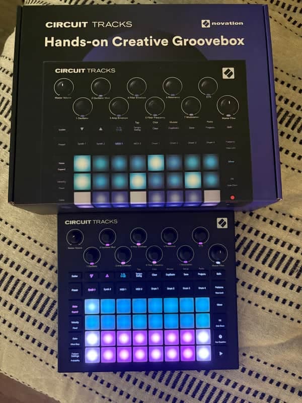 Novation Circuit Tracks 2021 - Black