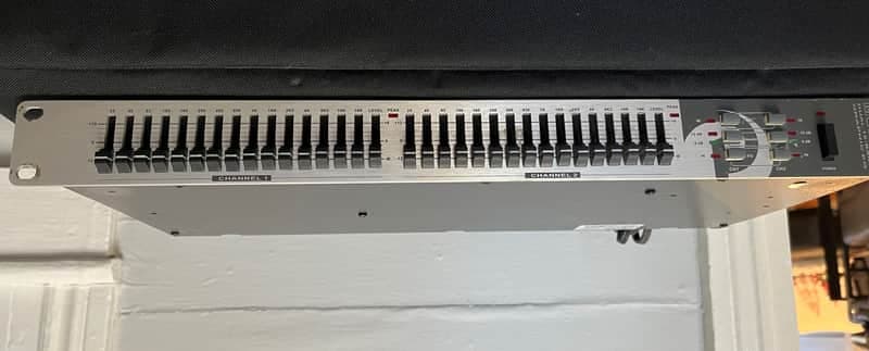 Phonic MQ3400