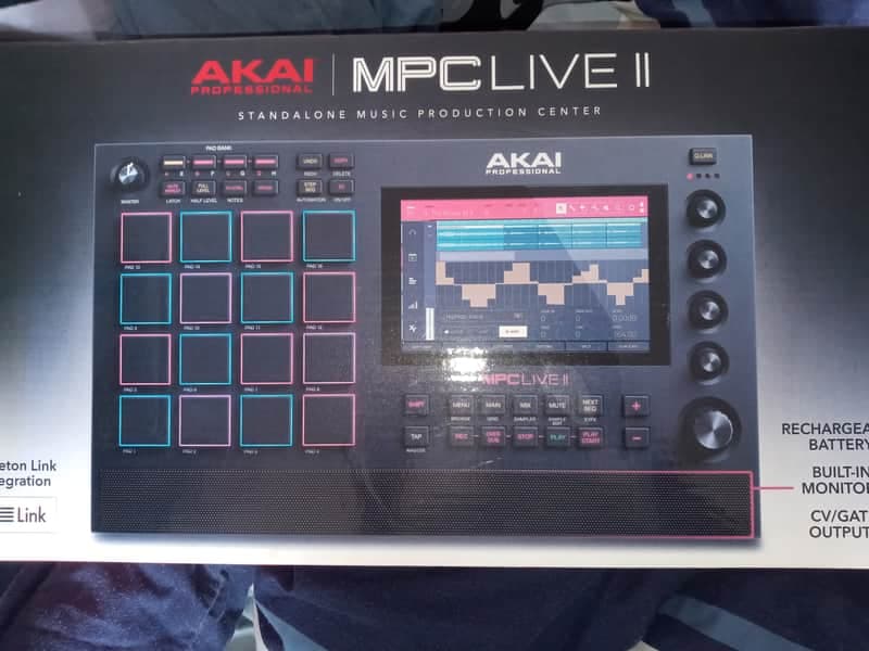 Akai MPC Live II Standalone Sampler / Sequencer 2020 - Present - Black