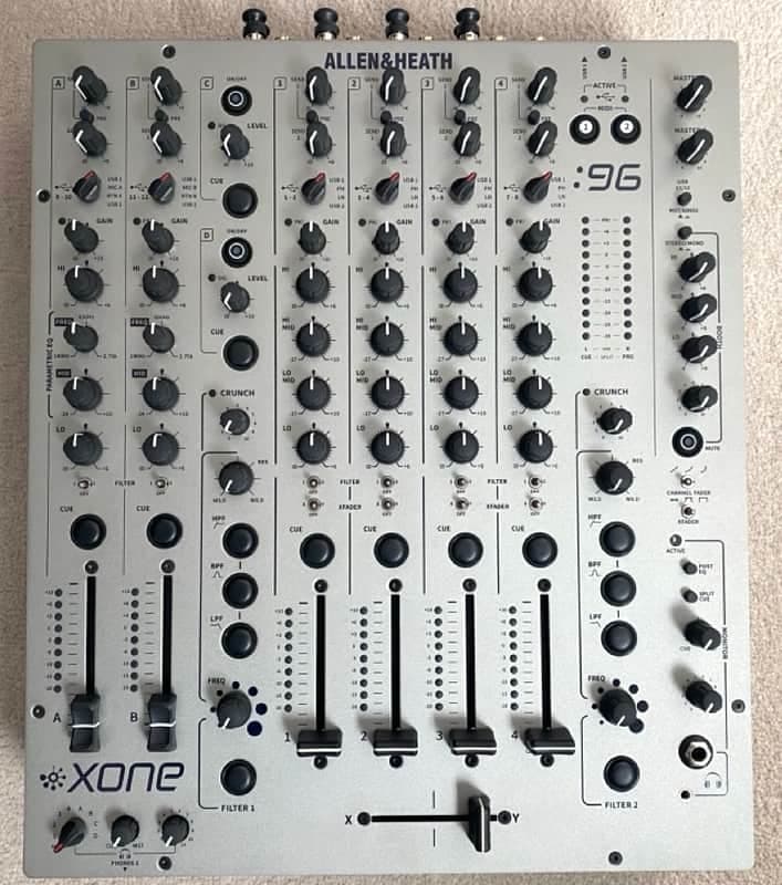 Allen & Heath XONE:96 Professional 6+2-Channel DJ Mixer 2018 - Present - Silver